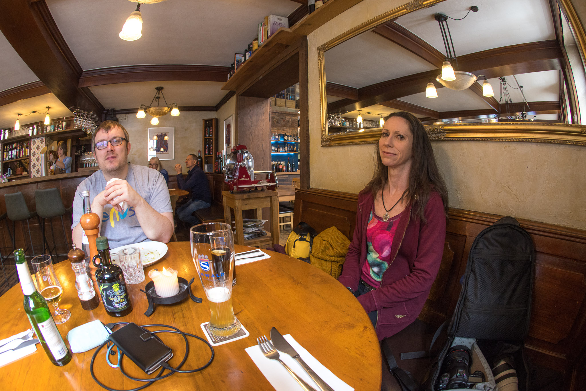 20220410124335 R5D 2077